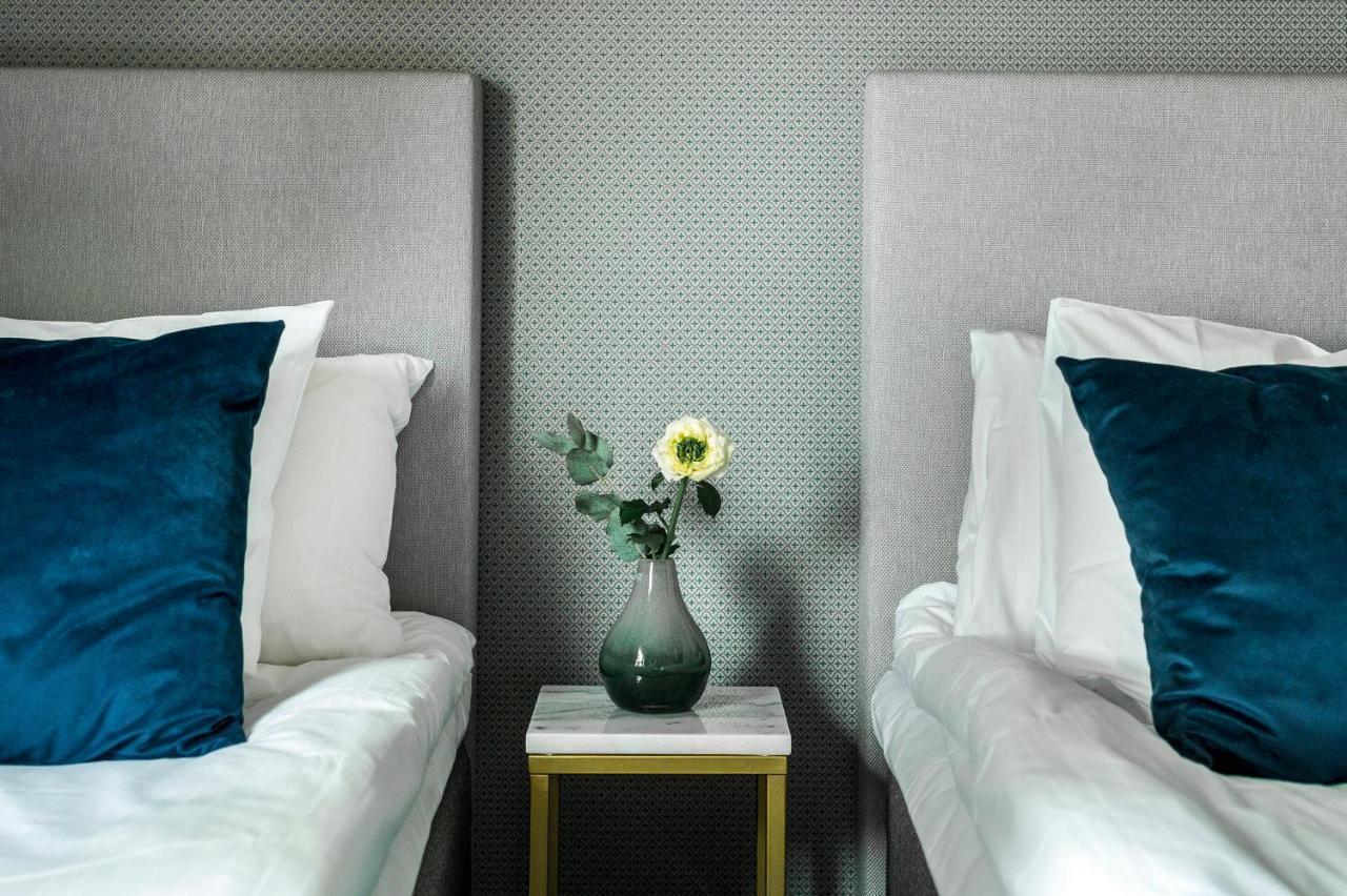 Doemle Herrgard Spa & Resort Deje Bagian luar foto